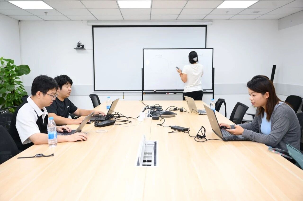 马泽龙参加2026年地理学与可持续性暑期学堂